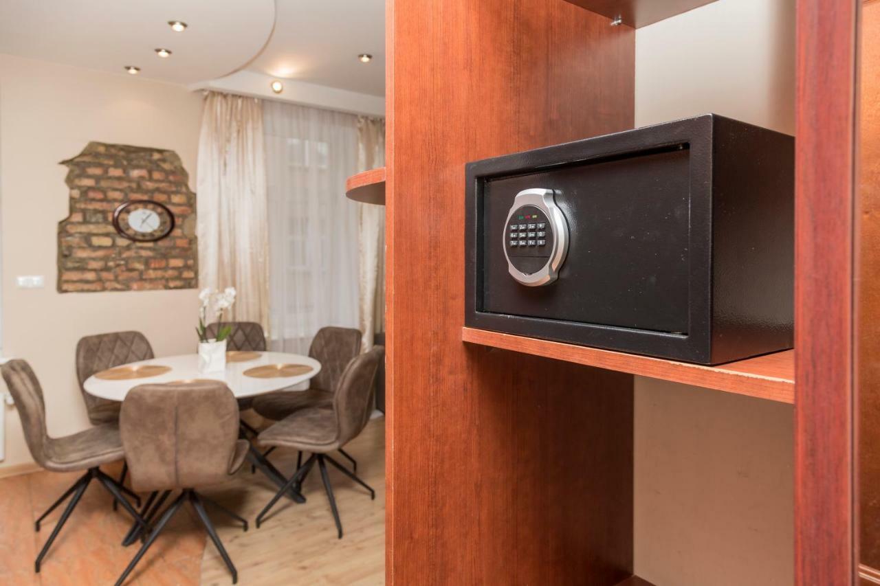 Baltic Amber In Diplomatic District & Free Parking Apartment Riga Exterior photo